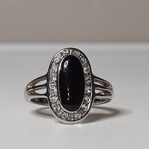 Silver Tone And Black Oval Shaped Ring Size 9 - Picture 7 of 11